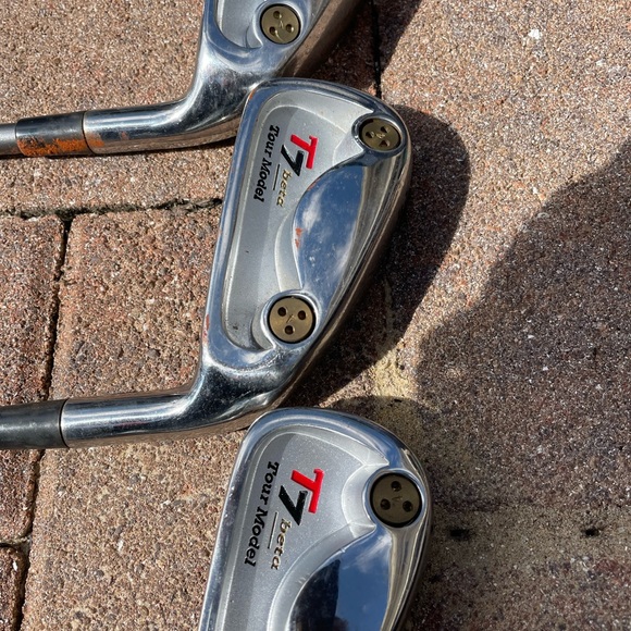 Golf Set Tour Model T7 Beta 
10 Pc In RH 
Graphite shafts - Picture 7 of 10